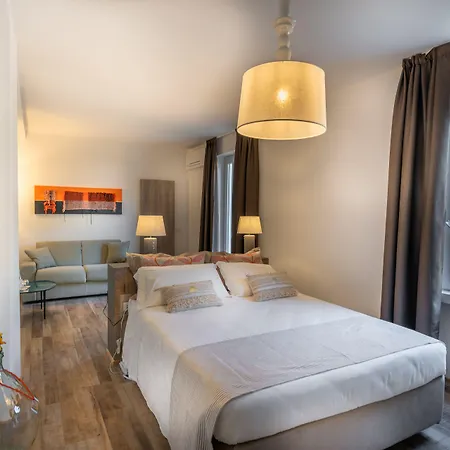 Marina Garden Hotel 4*