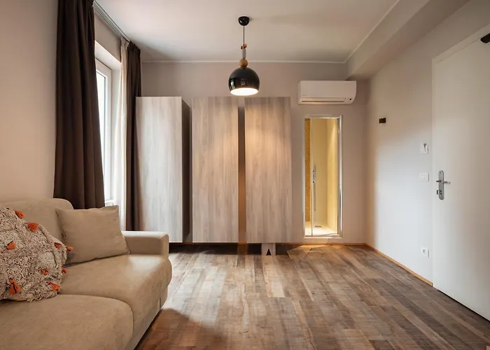 Hotel Marina Garden 4*