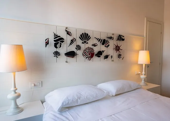 Hotel Marina Garden 4*