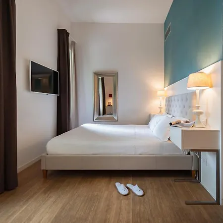 Marina Garden فندق