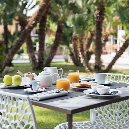 Marina Garden Hotel