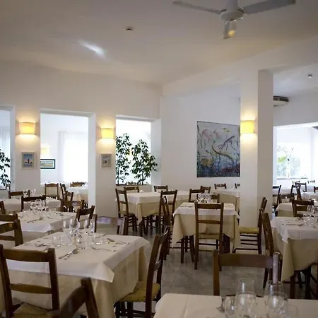 Marina Garden 酒店 马西亚娜马里纳