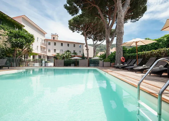 Marina Garden Hotel 4*