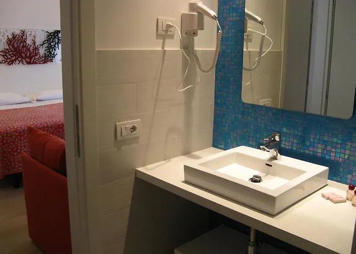 Hotel Marina Garden 4*